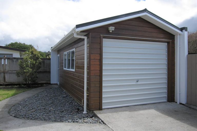 Photo of property in 2/63 Trafalgar Street, Waterloo, Lower Hutt, 5011
