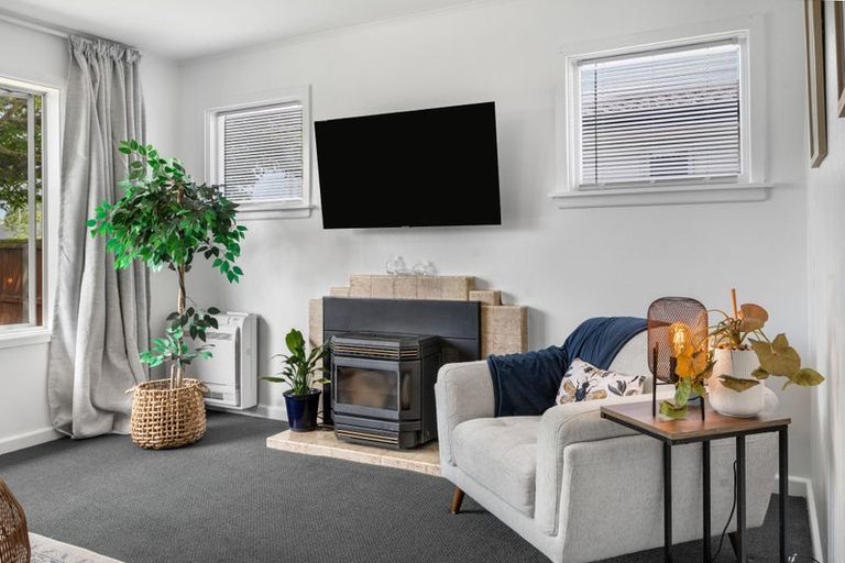 Photo of property in 1/130 Springs Road, Hornby, Christchurch, 8042