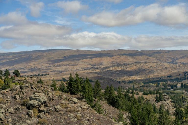 Photo of property in 28 Lanes Road, Bridge Hill, Alexandra, 9320