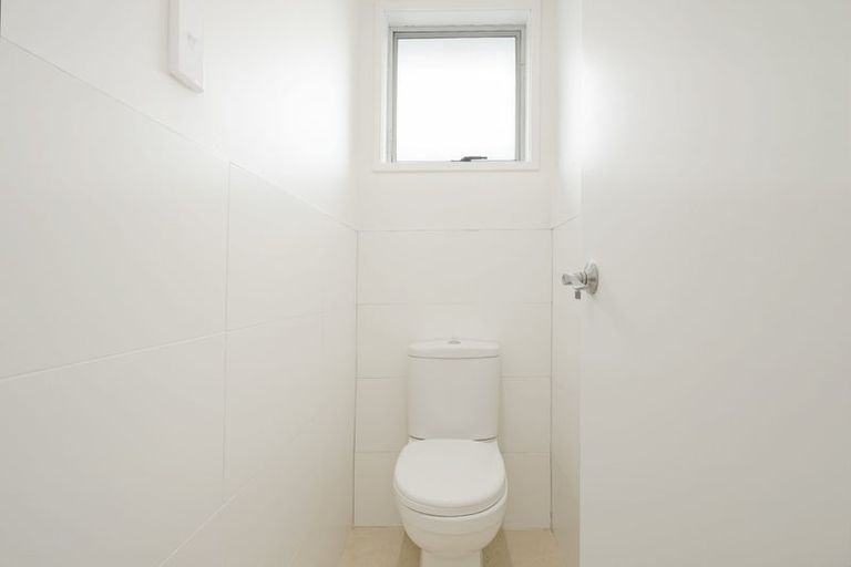 Photo of property in 56 Fitzwater Place, Henderson, Auckland, 0612