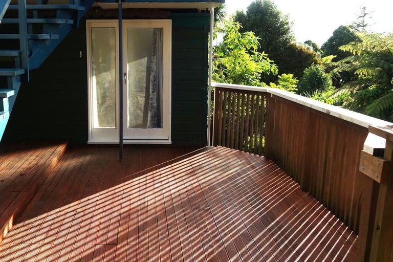 Photo of property in 92 Arran Road, Browns Bay, Auckland, 0630