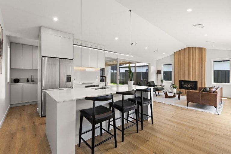 Photo of property in 20 Whangaehu Place, Te Awa, Napier, 4110