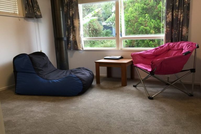 Photo of property in 38 Marlborough Avenue, Glenfield, Auckland, 0629