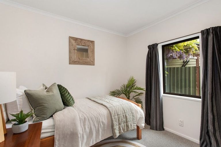 Photo of property in 2/38 Onslow Street, St Albans, Christchurch, 8014