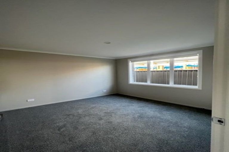 Photo of property in 2 Chrysler Street, Papamoa, 3118