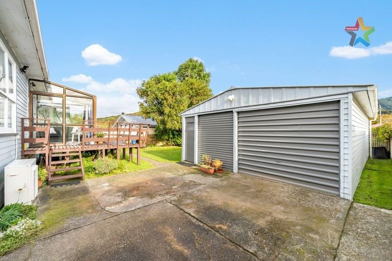 Photo of property in 42 Coast Road, Wainuiomata, Lower Hutt, 5014