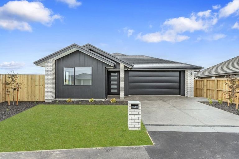 Photo of property in 69 Avanda Avenue, Rolleston, 7615