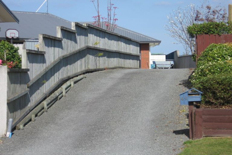 Photo of property in 49 Blomfield Street, Pukehangi, Rotorua, 3015