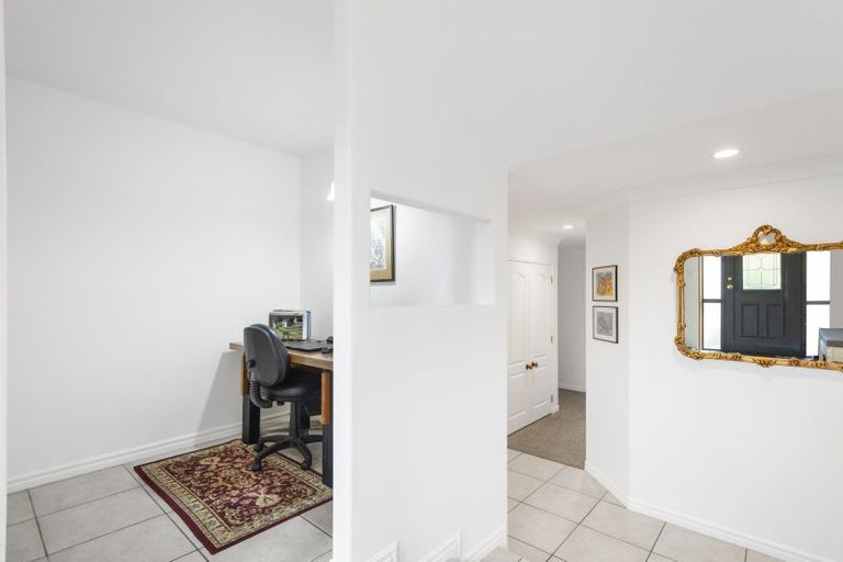 Photo of property in 15 Aurora Avenue, Welcome Bay, Tauranga, 3112