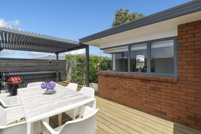 Photo of property in 46 Seaview Road, Otumoetai, Tauranga, 3110