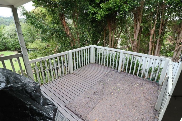 Photo of property in 2/39 Bayview Road, Bayview, Auckland, 0629