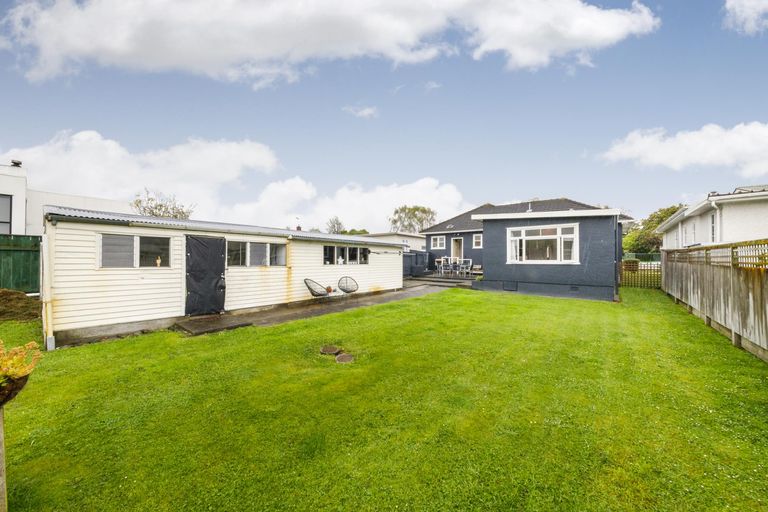 Photo of property in 643 Ferguson Street, Terrace End, Palmerston North, 4410