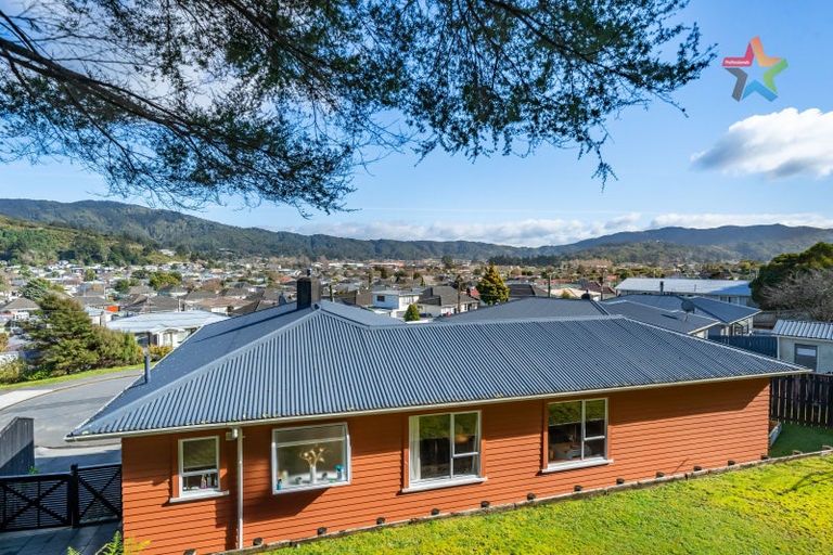 Photo of property in 75 Petrie Street, Wainuiomata, Lower Hutt, 5014