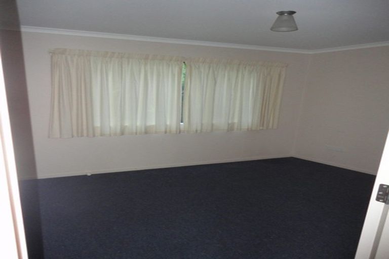 Photo of property in 20 Bryers Place, Bayview, Auckland, 0629