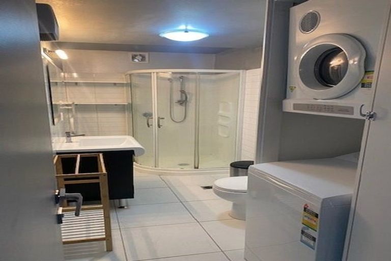 Photo of property in 6/8b Lipman Street, Mount Victoria, Wellington, 6011