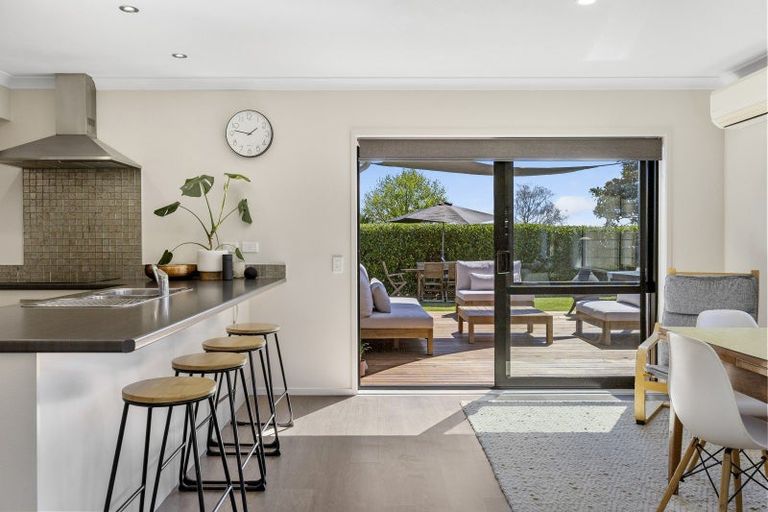 Photo of property in 15 Windsor Street, Richmond Heights, Taupo, 3330