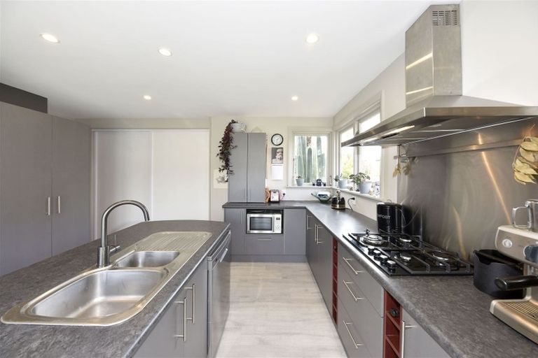 Photo of property in 4 Bellbrook Crescent, Shirley, Christchurch, 8013