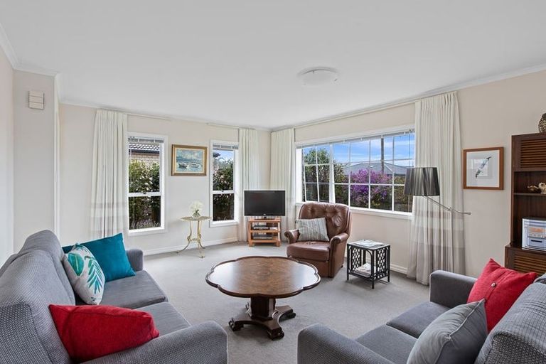 Photo of property in 32a Edward Avenue, Orewa, 0931