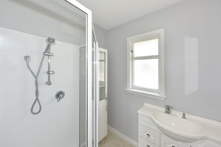 Photo of property in 15 Haig Place, Woolston, Christchurch, 8023