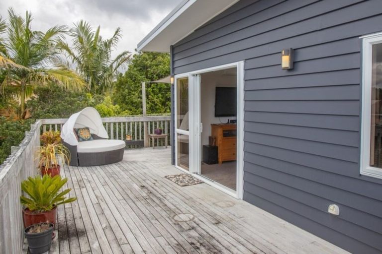 Photo of property in 25 Papaka Road, Ngunguru, Whangarei, 0173