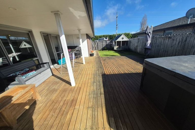 Photo of property in 112 Helenslee Road, Pokeno, 2472