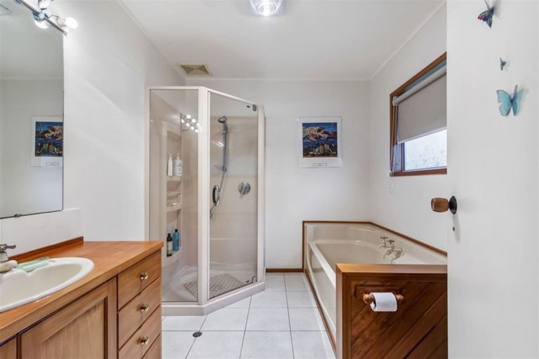 Photo of property in 79 Balmain Road, Birkenhead, Auckland, 0626