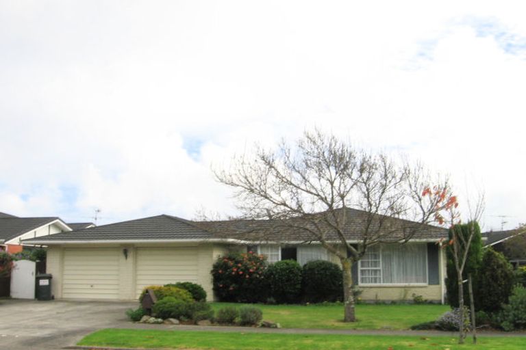 Photo of property in 22 Awanui Drive, Waikanae, 5036