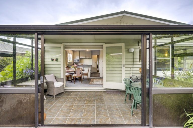 Photo of property in 20 Totara Street, Taradale, Napier, 4112