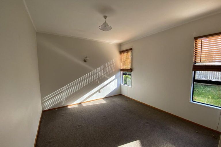 Photo of property in 54a Scott Road, Stanmore Bay, Whangaparaoa, 0932