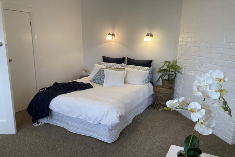 Photo of property in 208 Rongotai Road, Rongotai, Wellington, 6022