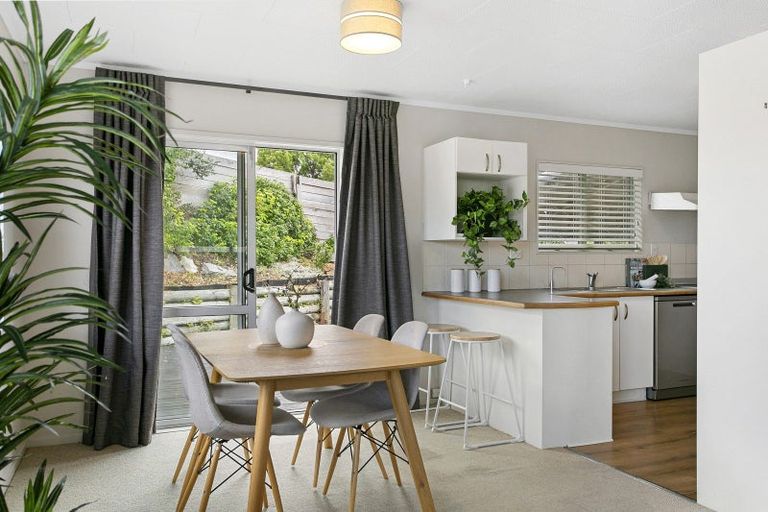 Photo of property in 2/23 Kiddle Drive, Hilltop, Taupo, 3330