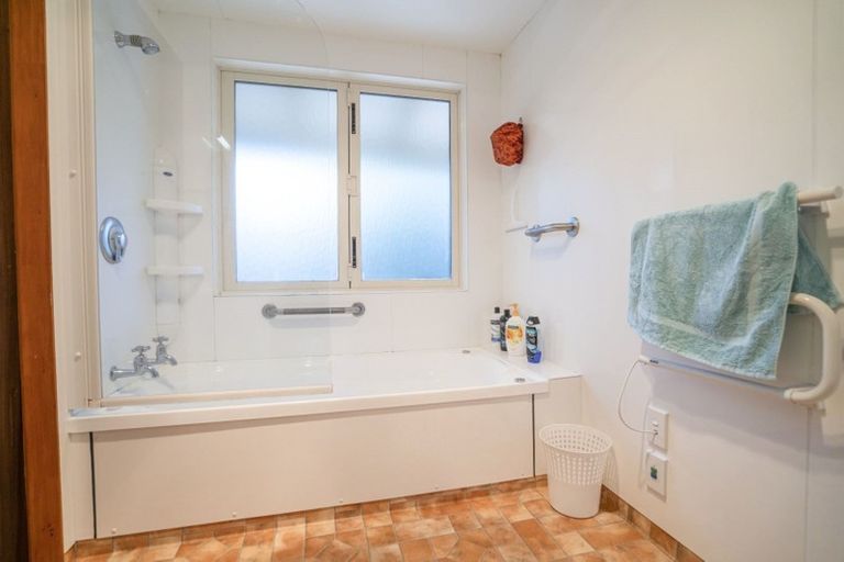 Photo of property in 15 Fergus Square, Te Anau, 9600