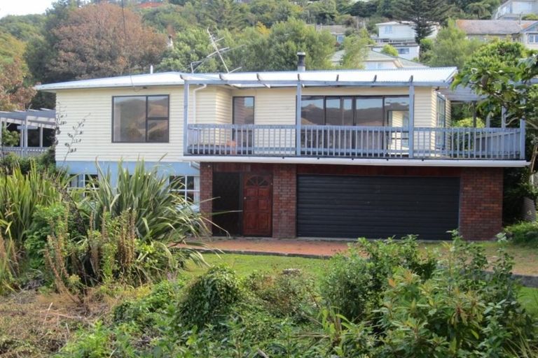 Photo of property in 3 Frederick Street, Tawa, Wellington, 5028