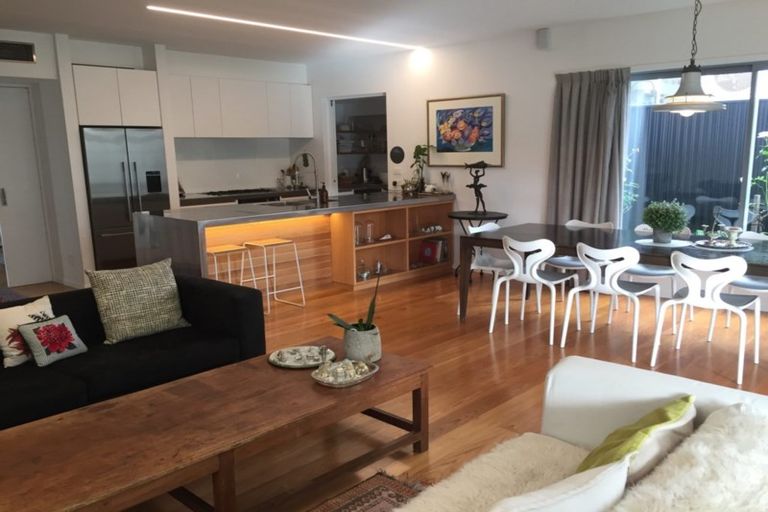 Photo of property in 144 Waghorne Street, Ahuriri, Napier, 4110