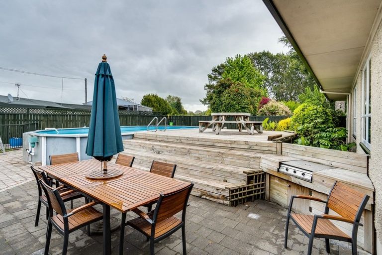 Photo of property in 16 Saint Georges Road, Karamu, Hastings, 4172