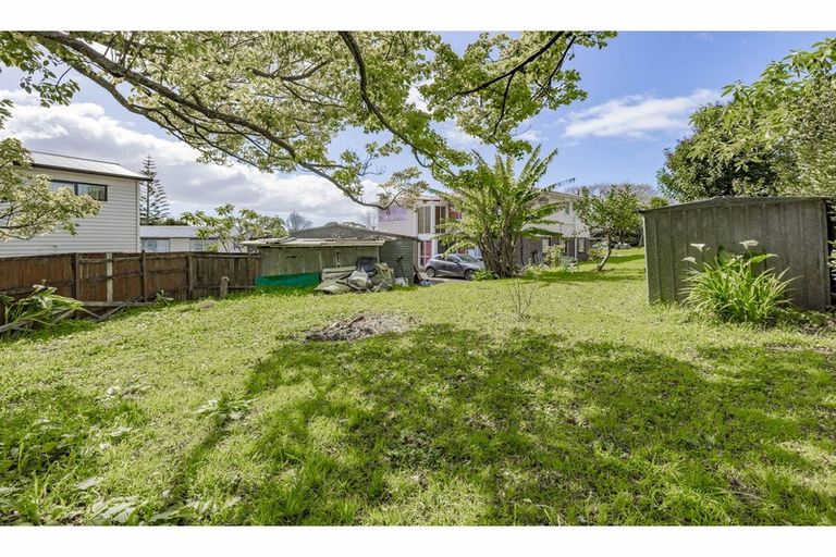 Photo of property in 7 Crampton Place, Manurewa, Auckland, 2102