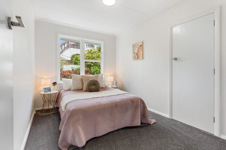 Photo of property in 3 Jason Street, Helensburgh, Dunedin, 9010