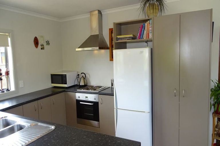 Photo of property in 44 Hokio Beach Road, Levin, 5510