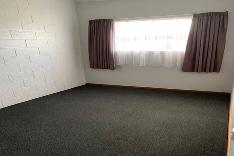 Photo of property in 407 Hapia Street, Camberley, Hastings, 4120