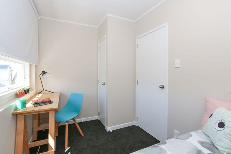 Photo of property in 1/23 Campbell Street, Karori, Wellington, 6012