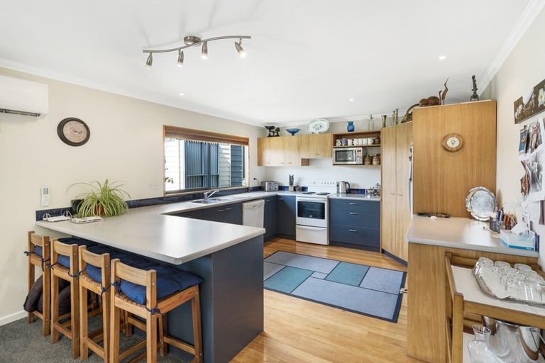 Photo of property in 86 Meadowstone Drive, Wanaka, 9305