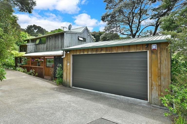 Photo of property in 30 Cochrane Avenue, Arkles Bay, Whangaparaoa, 0932