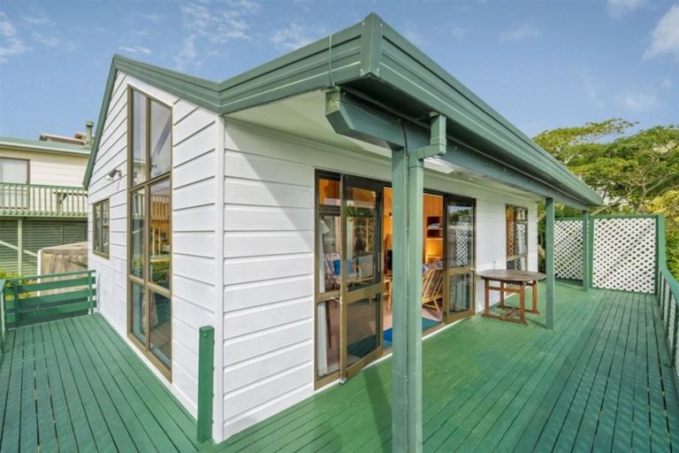 Photo of property in 15 Gray Avenue, Kuaotunu West, Whitianga, 3592