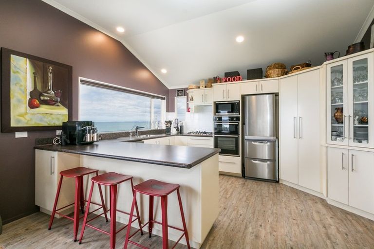 Photo of property in 245 Whirinaki Road, Eskdale, Napier, 4182