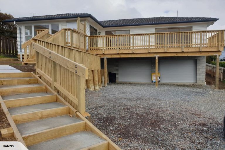 Photo of property in 21 Linwood Avenue, Forrest Hill, Auckland, 0620