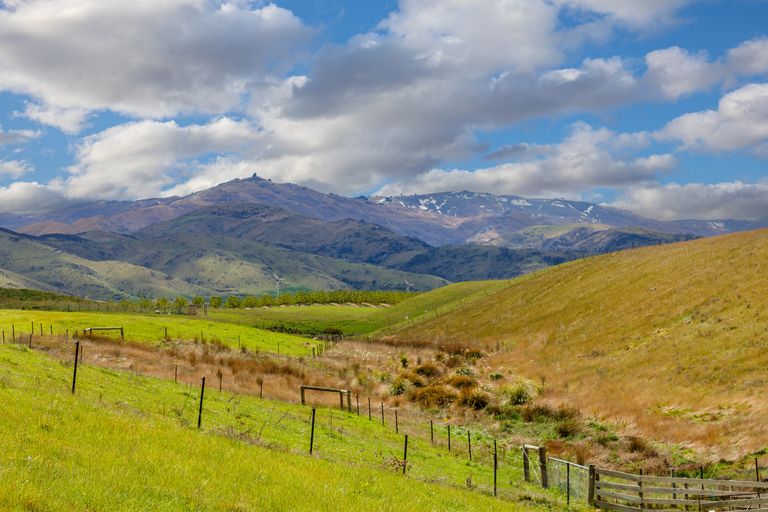 Photo of property in 22 Stones Road, Waikerikeri, Alexandra, 9391