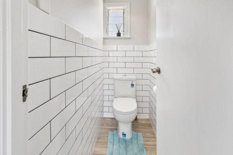 Photo of property in 16 Celia Place, Mangere East, Auckland, 2024