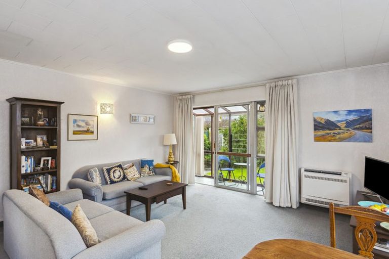 Photo of property in 101a Hillcrest Road, Raumati Beach, Paraparaumu, 5032