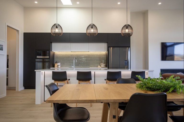 Photo of property in 2a Marine Parade, Raglan, 3225