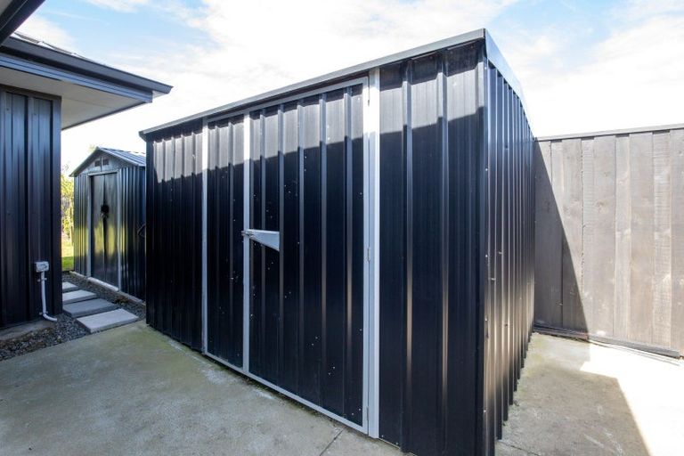 Photo of property in 43 Chris Drive, Rolleston, 7614